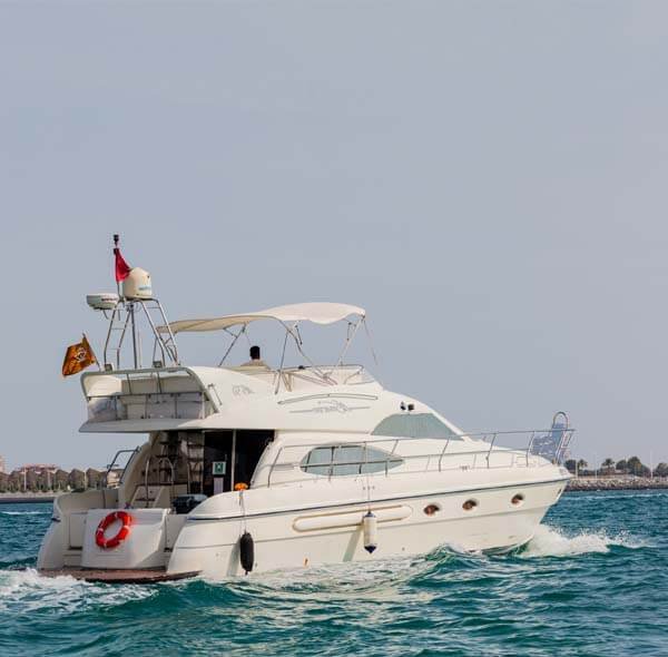 50 Feet Yacht Rental Dubai - Private